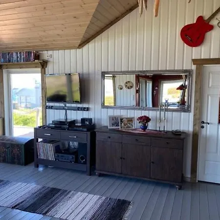 Utsikten Sandoya Chalet
